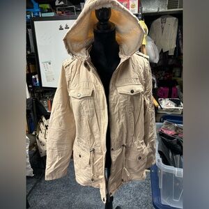 Rue 21. Women’s winter jacket. Pink. Size XL